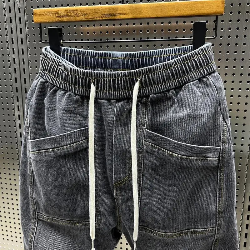 Laurent Alliancen mellem denimstil og joggingkomfort