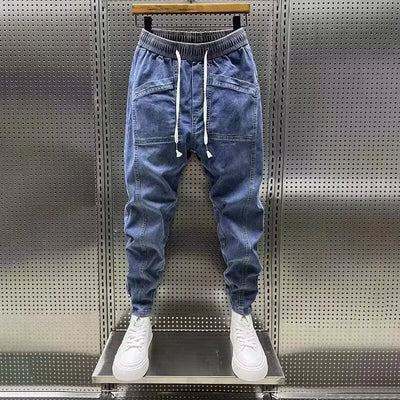 Laurent Alliancen mellem denimstil og joggingkomfort