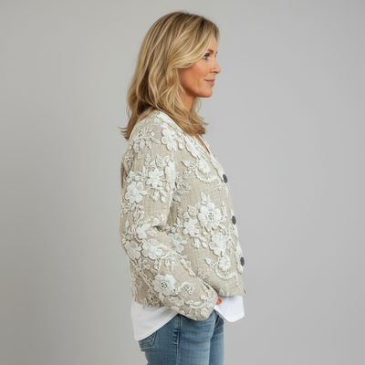 Cardigan med blomsterbladstråd